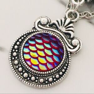 Iridescent Purple Green Mermaid Silver Tone Necklace NWT